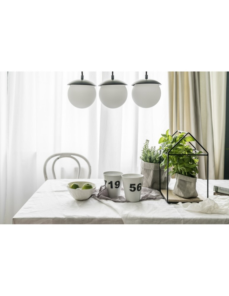 UMMO KUUL A czarna sufitowa lampa wisząca KLA322P0