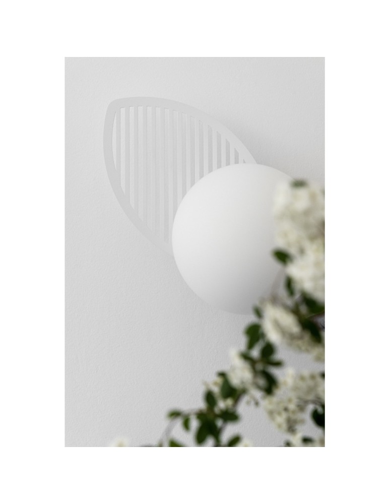 UMMO FYLLO B biała lampa ścienna / kinkiet z podwyższoną szczelnością IP44 FYB110S0 UMMO FYLLO B biała lampa ścienna / kinkiet z podwyższoną szczelnością IP44 FYB110S0