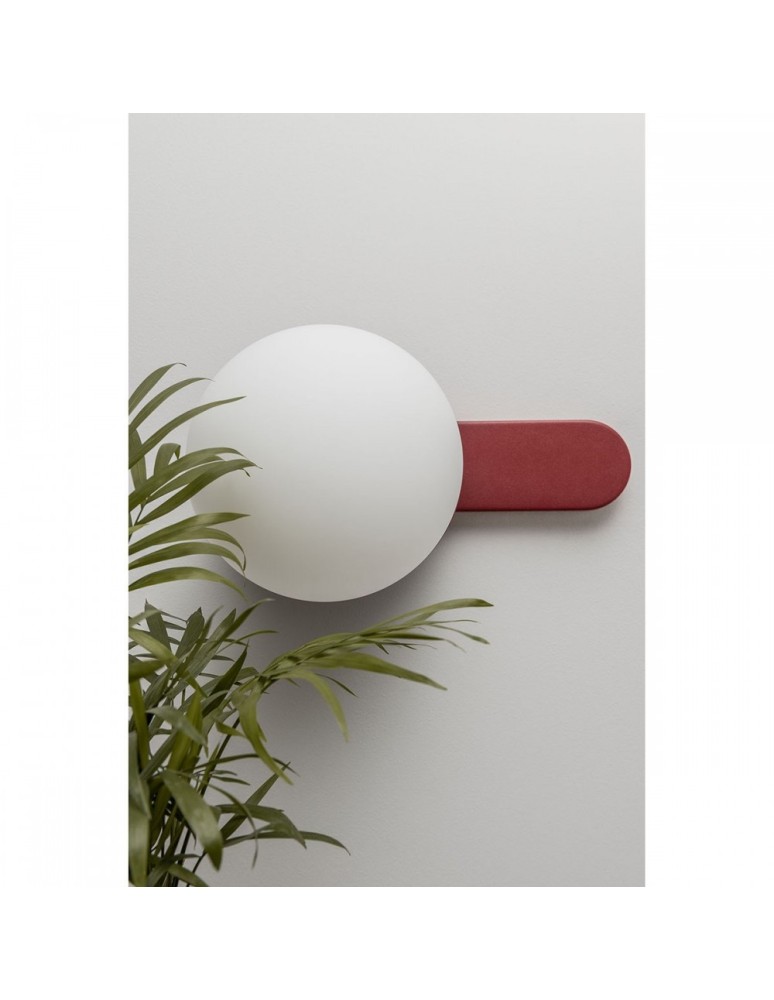 UMMO KUUL D burgundowa lampa ścienna / kinkiet z podwyższoną szczelnością IP44 KLD140S0 UMMO KUUL D burgundowa lampa ścienna / kinkiet z podwyższoną szczelnością IP44 KLD140S0