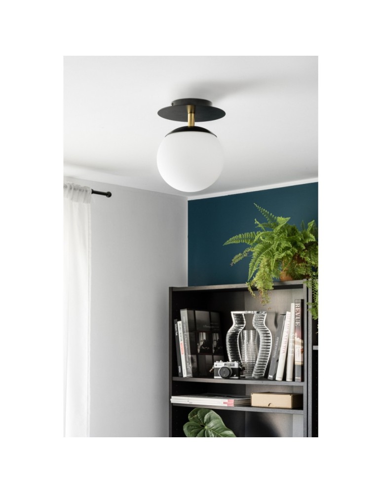UMMO PLAAT C czarna lampa ścienna / kinkiet z mosiądzem z podwyższoną szczelnością IP44 PLC123S0