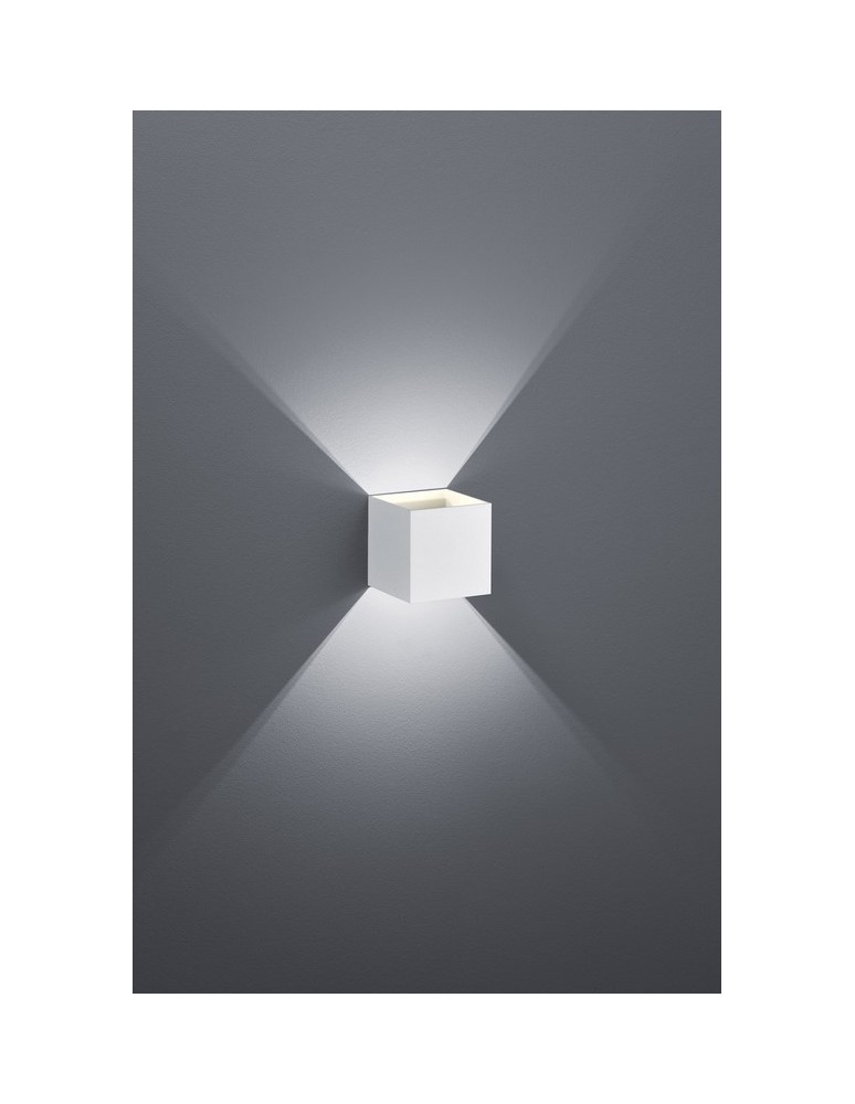 Kinkiety minimalistyczne - TRIO LOUIS Ścienna 1 x SMD LED, 4,5W, 3000K, 450Lm, 10x10x10cm 223310131 - produkt kolory-swiatla.pl 1